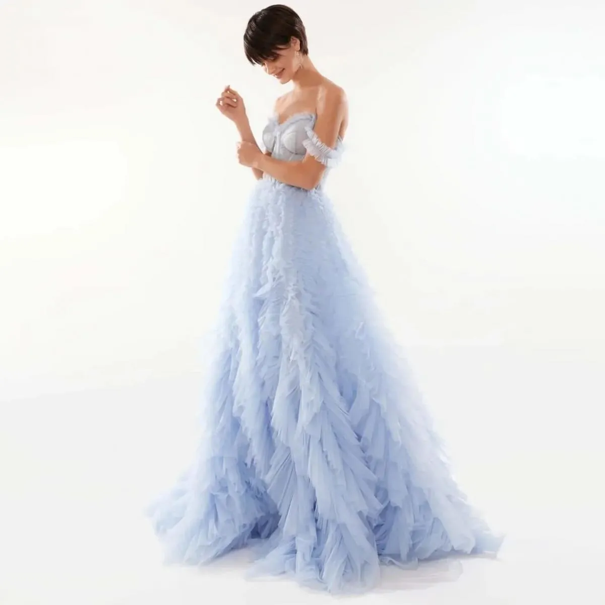 Abito da sera soffice tutto arruffato azzurro Abito lungo da ballo maxi Abiti da festa Volant di moda Abito formale in tulle Cus