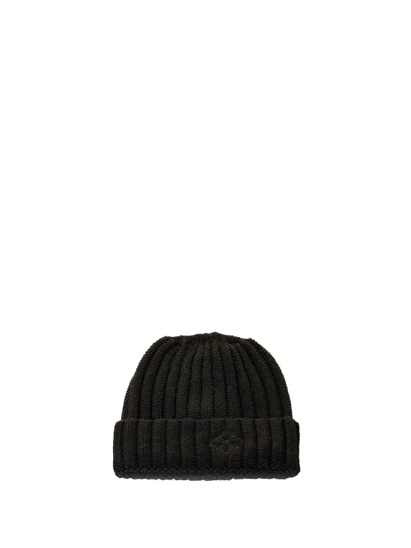 Black ribbed beanie