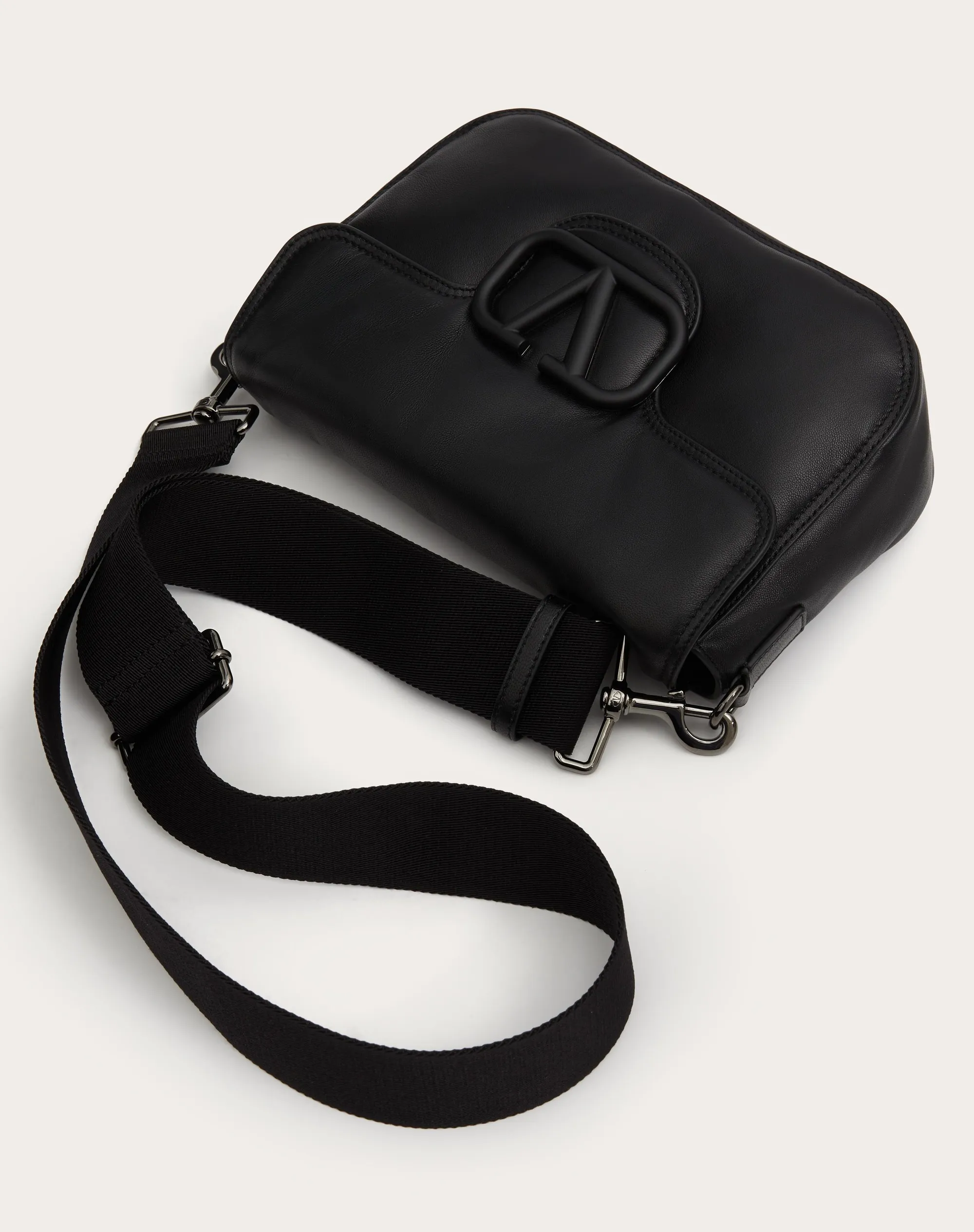 BORSA A TRACOLLA VALENTINO GARAVANI NOIR IN NAPPA