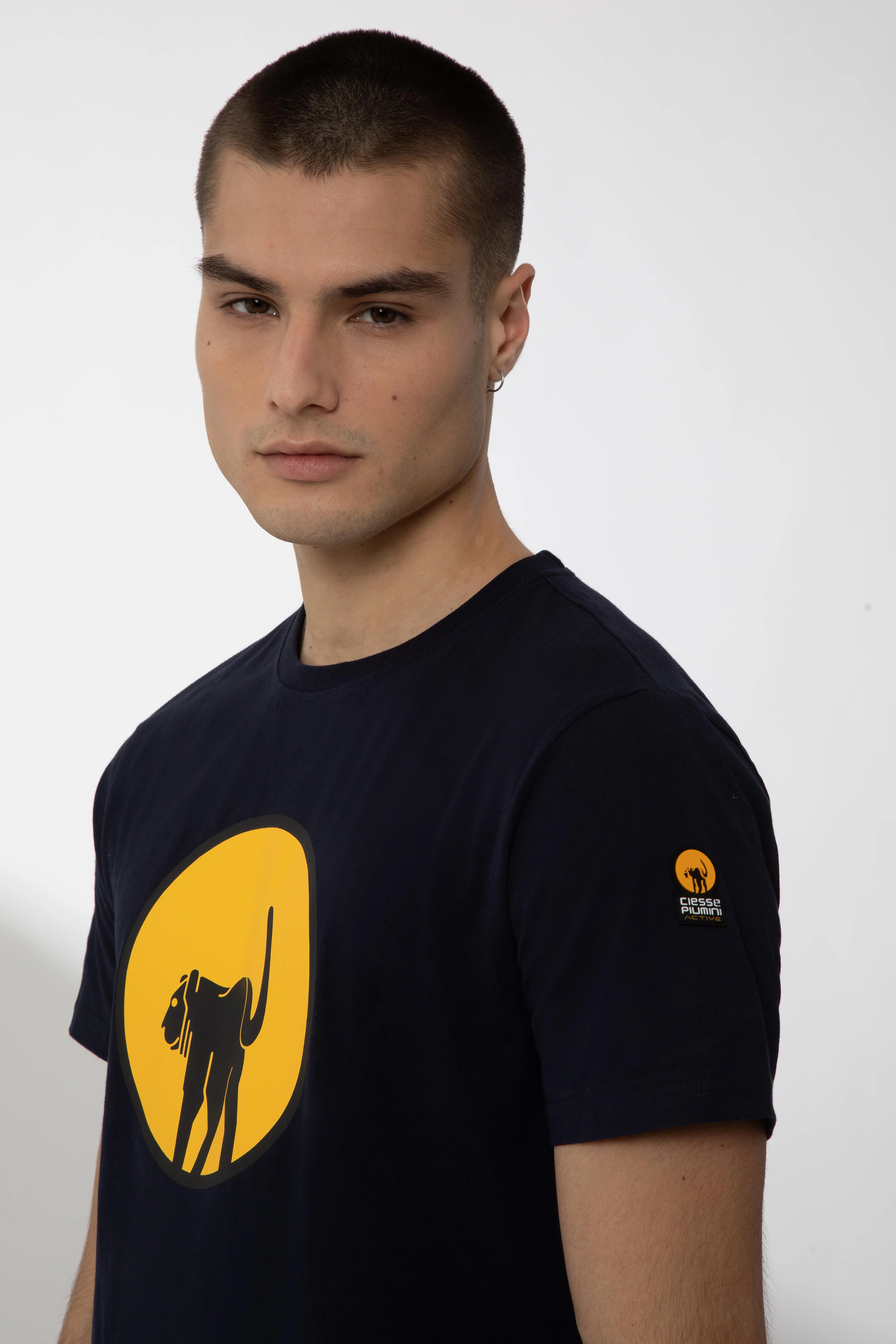 GEORDIE – T-shirt blu con maxi logo