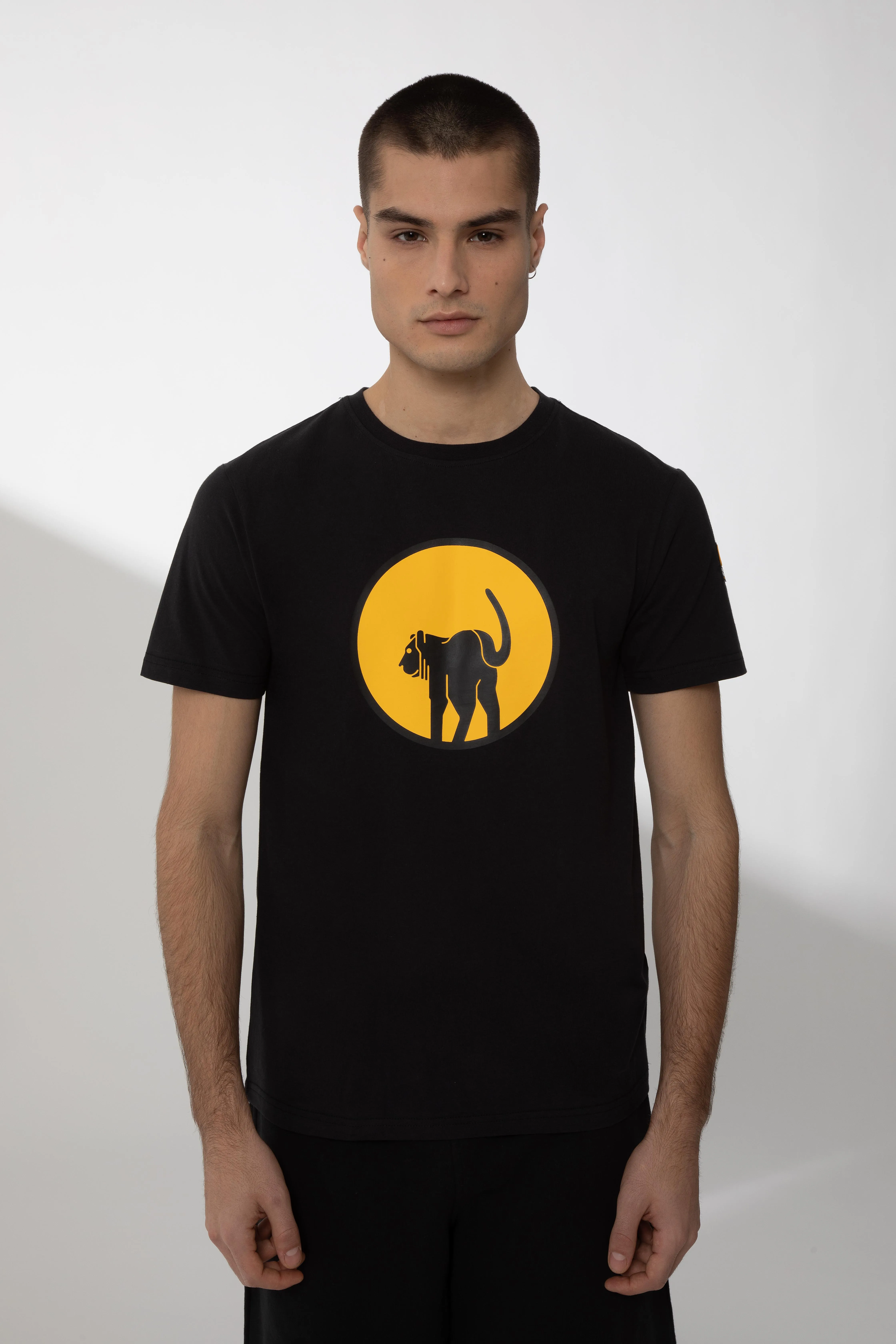 GEORDIE – T shirt nera con stampa maxi logo