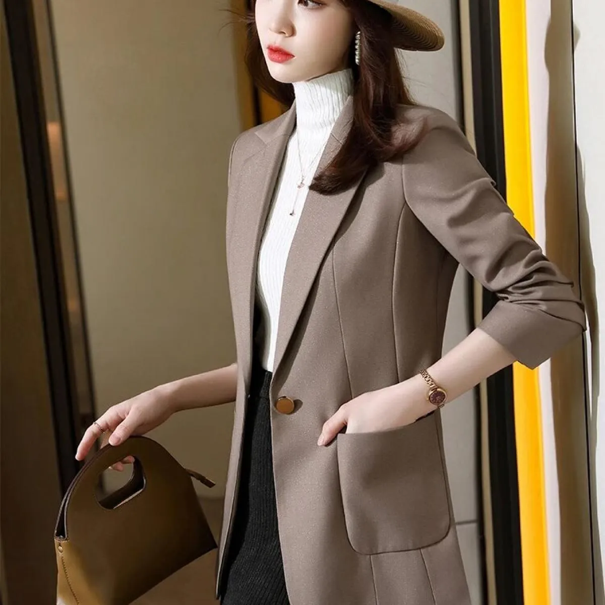 Giacca da donna formale di alta qualità con bottone singolo Giacca da donna Cappotto solido nero marrone kaki femminile per l'au