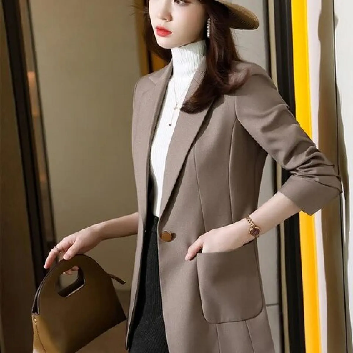 Giacca da donna formale di alta qualità con bottone singolo Giacca da donna Cappotto solido nero marrone kaki femminile per l'au