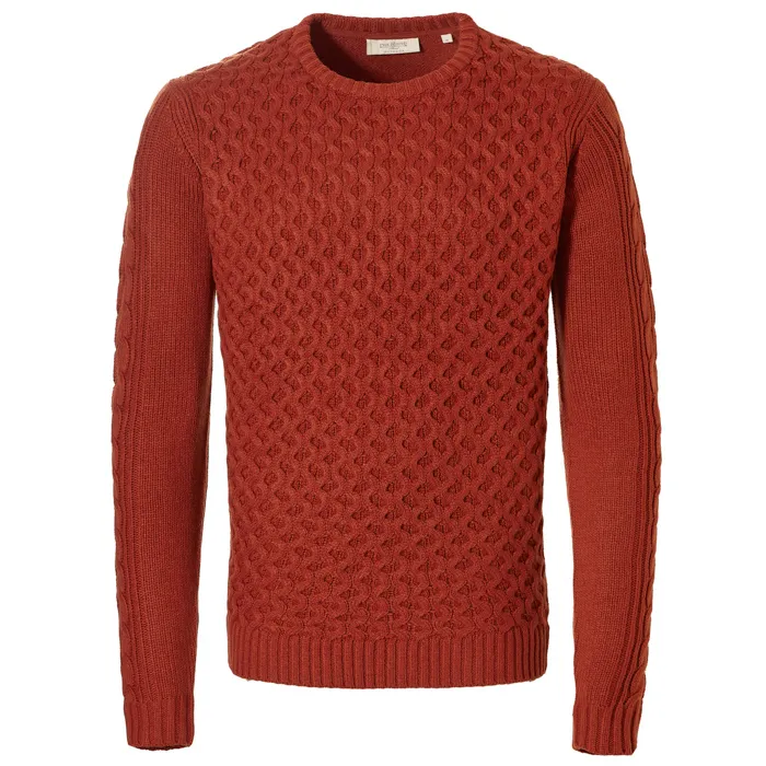 Maglione con motivo a cavi in maglia moderna pre-fine Brique
