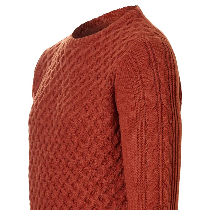 Maglione con motivo a cavi in maglia moderna pre-fine Brique