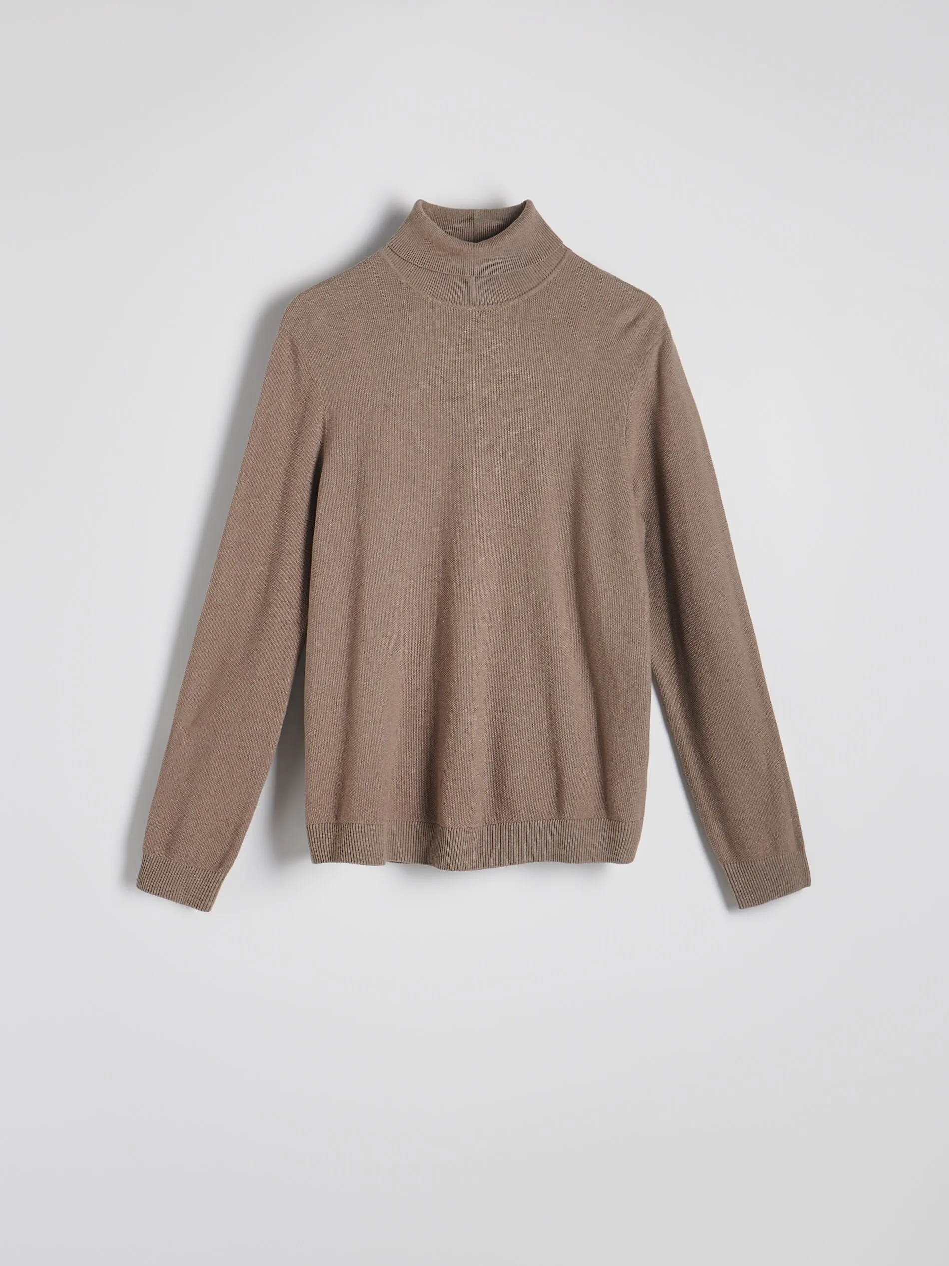 Maglione in cotone a collo alto