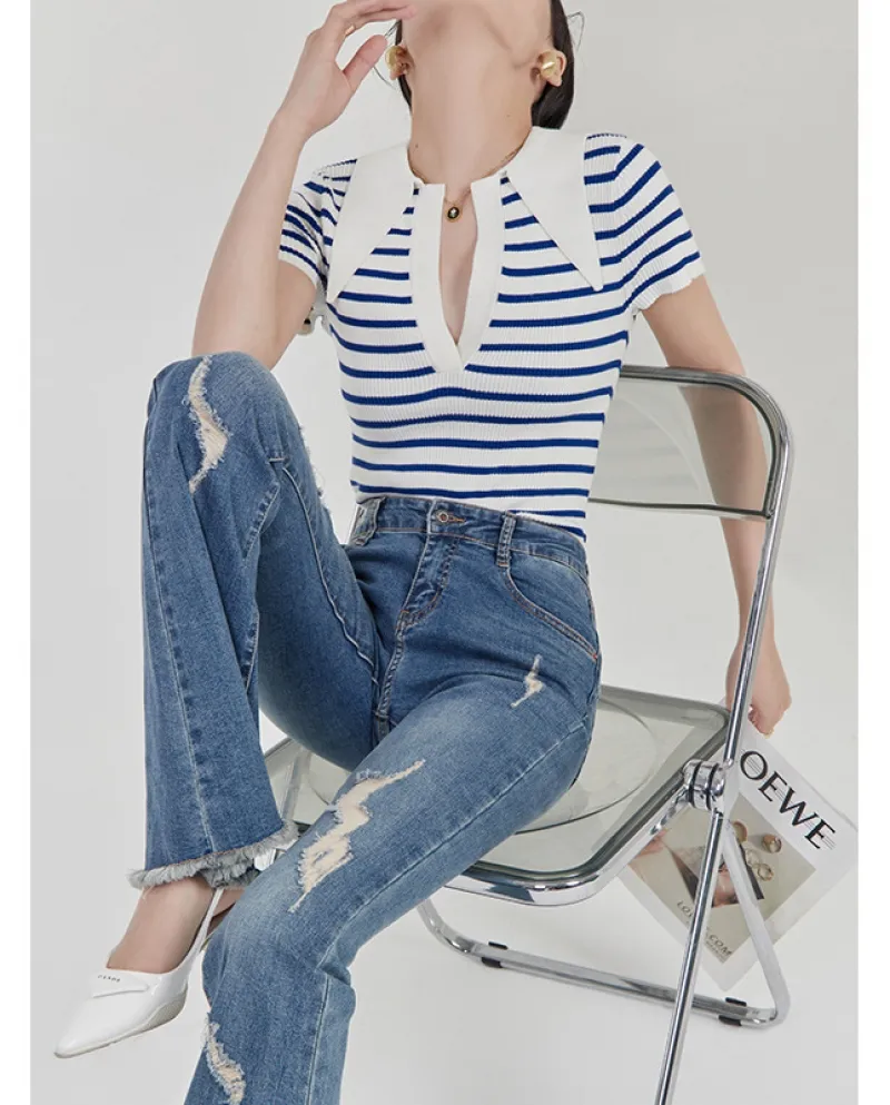 Maglione lavorato a maglia con spalle chic slim-fit a righe