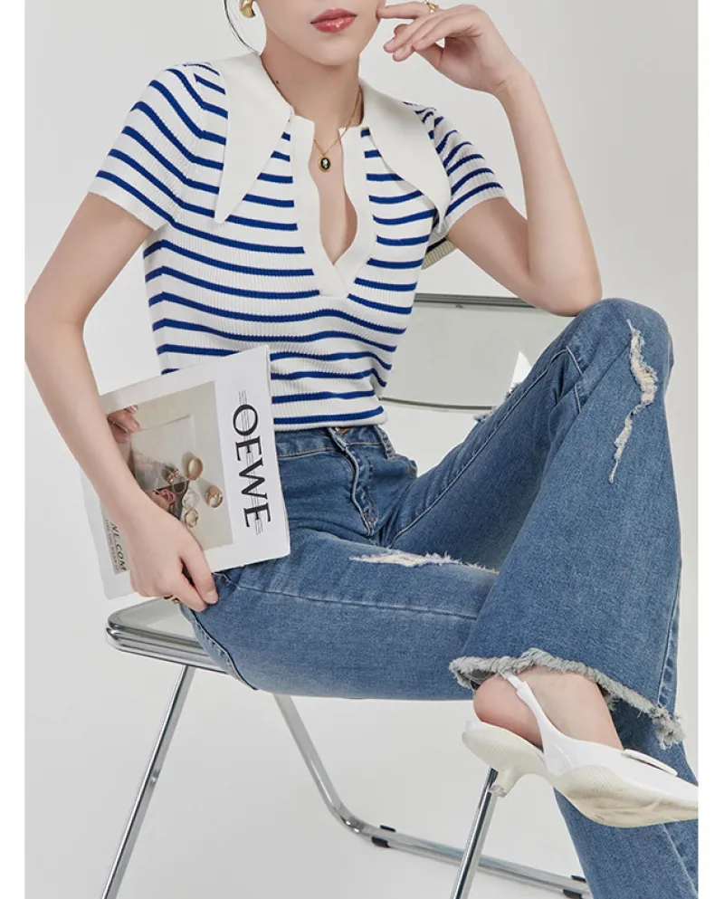 Maglione lavorato a maglia con spalle chic slim-fit a righe