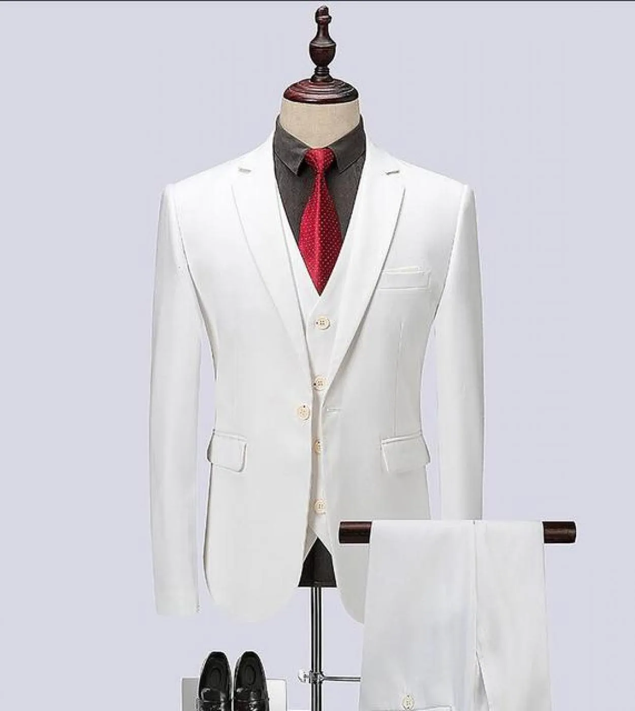 Moda Uomo Ultimi Disegni Cappotto Mutanda Casual Business Suit 3 Pezzi Set  Abiti da uomo Blazer Pantaloni Pantaloni Gilet Vita