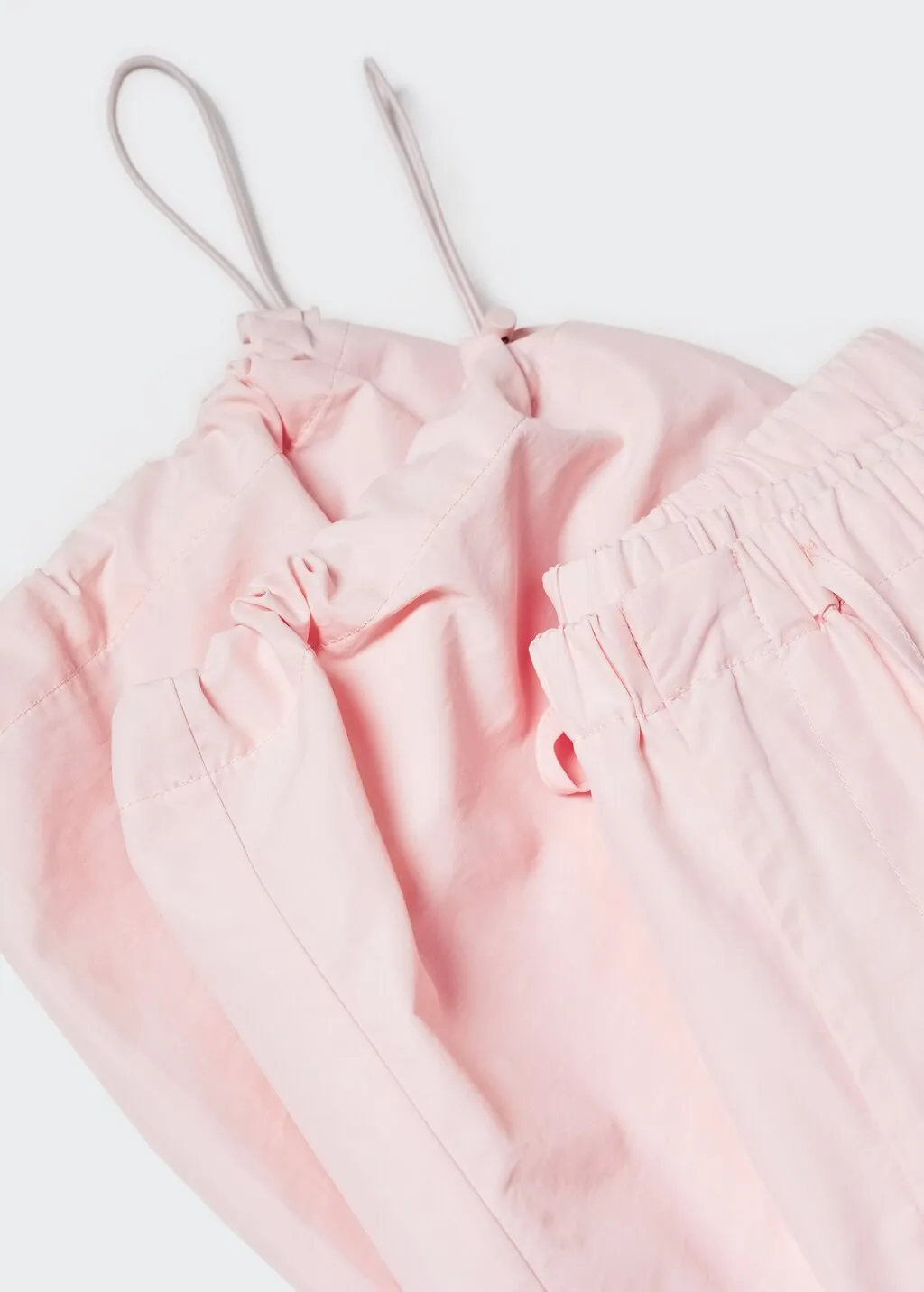 Pantaloni parachute