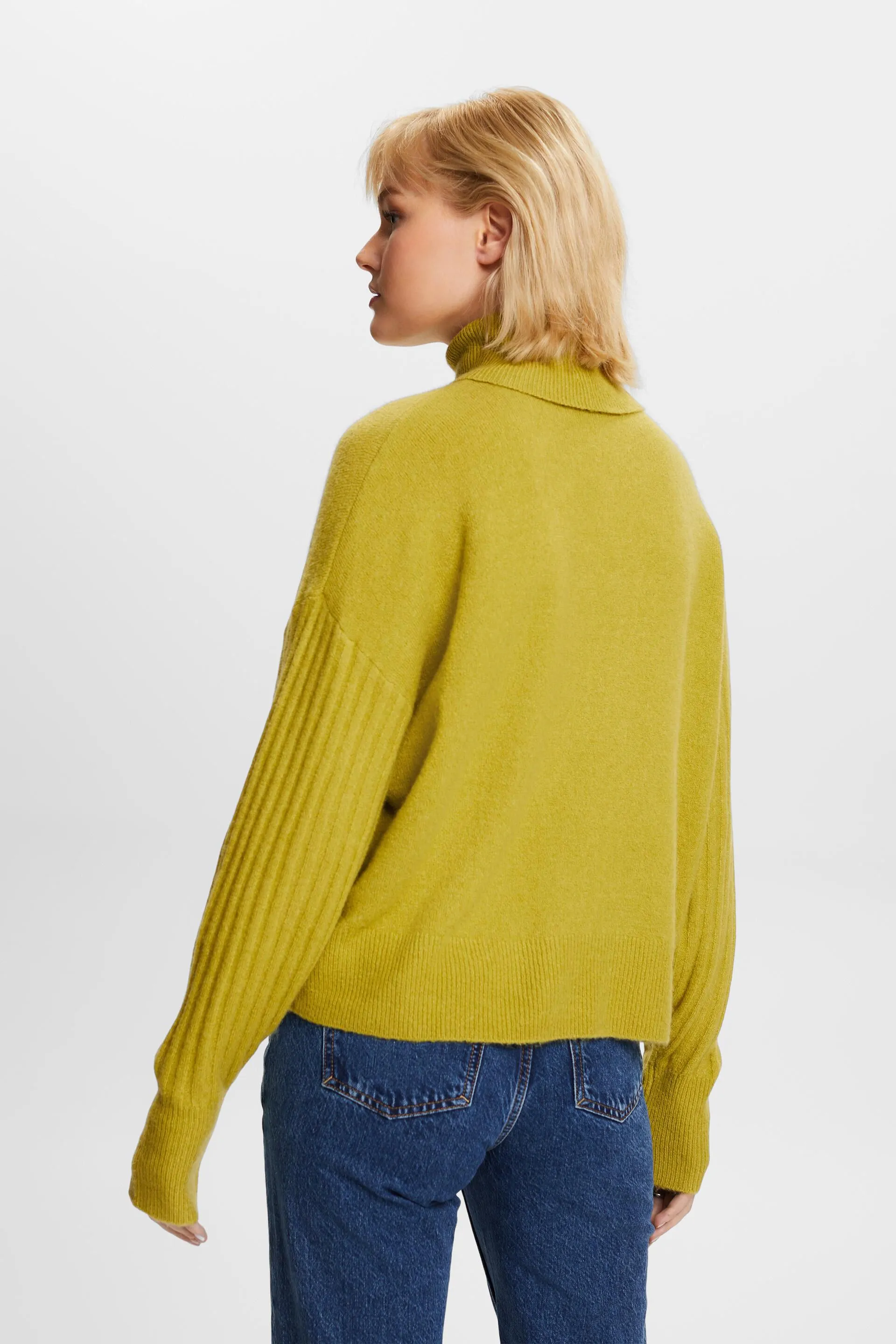 Pullover dolcevita in misto lana