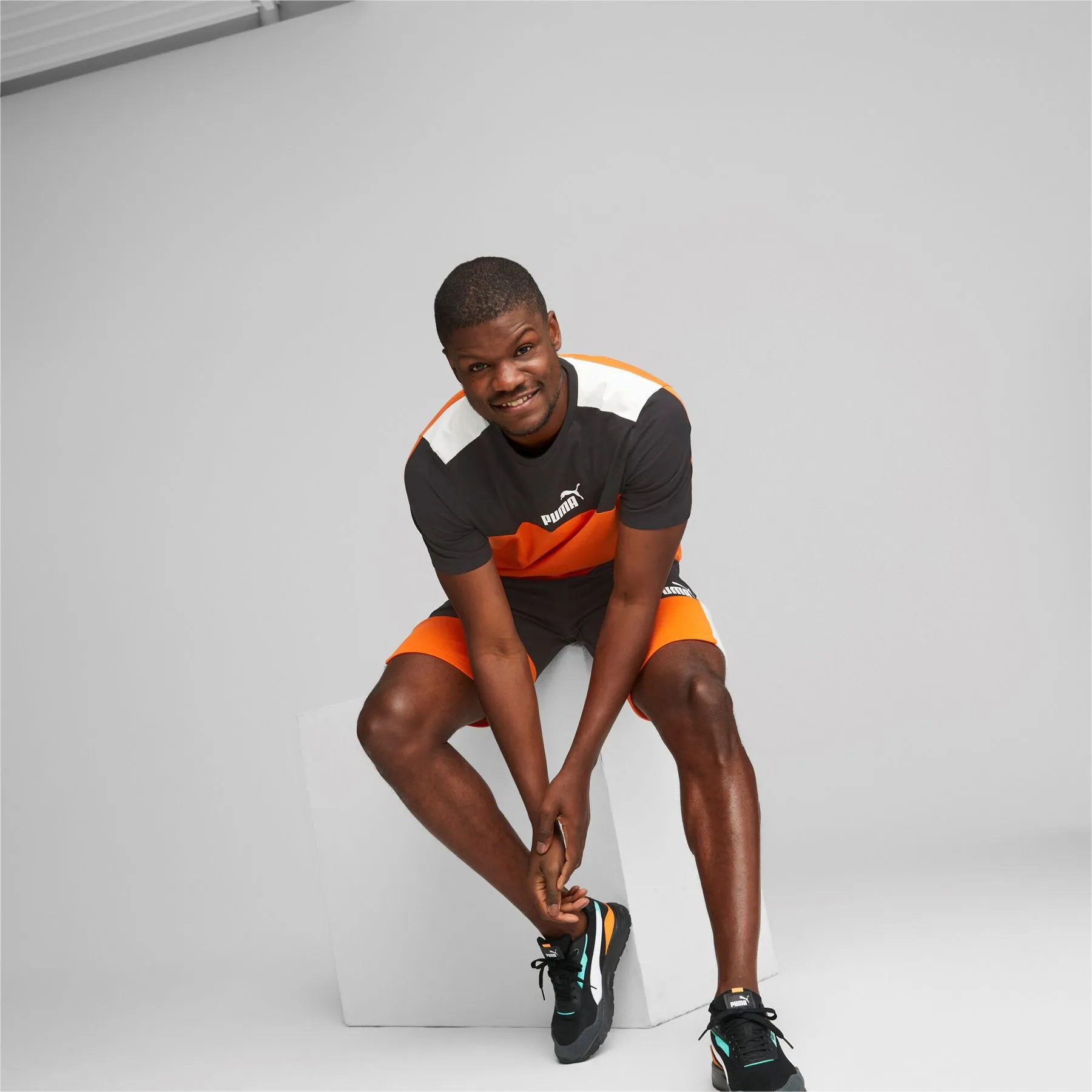 PUMA  ---------    ------------Puma bermuda in felpa* m ess block short 10