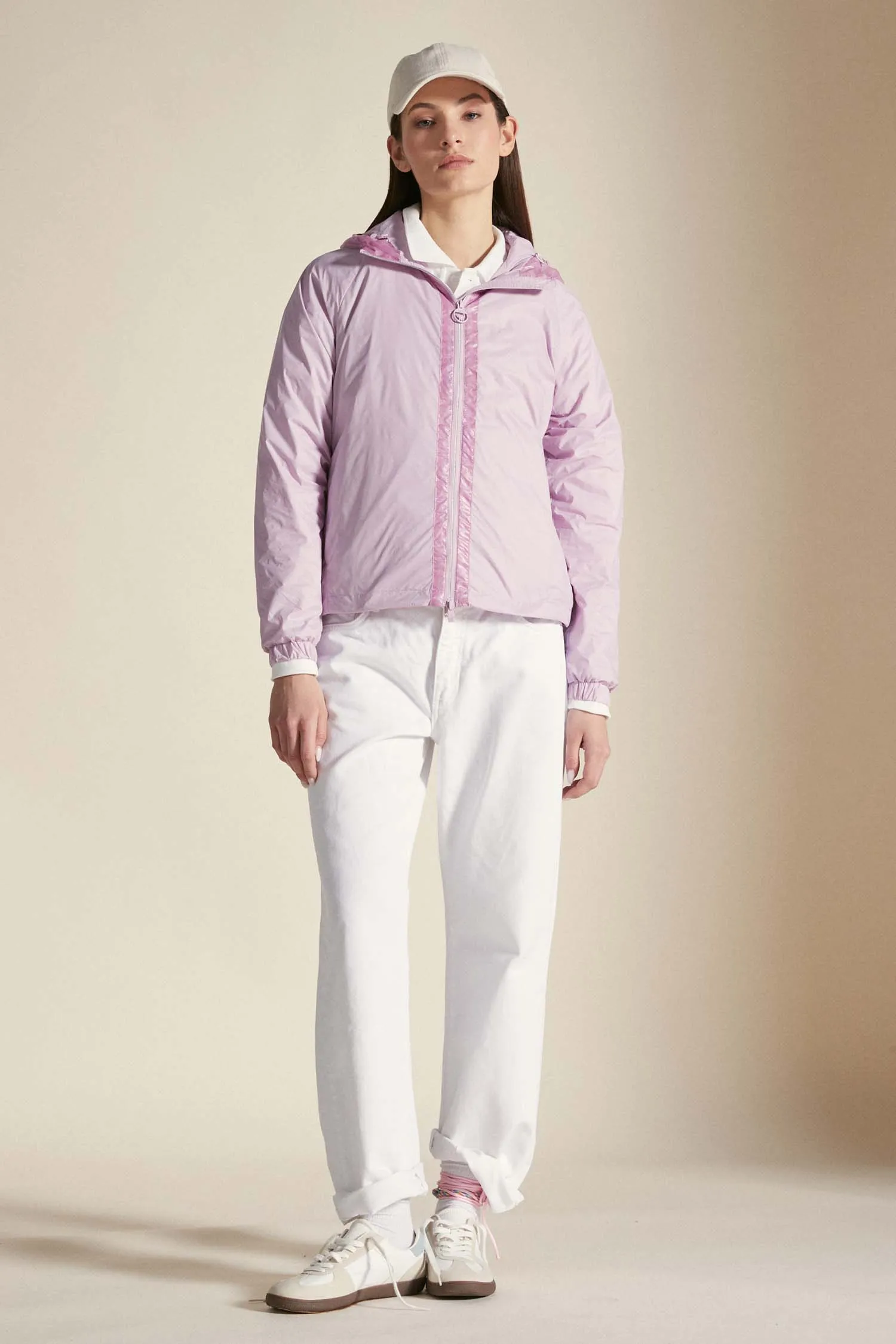 ROSA –  Windbreaker rosa pastello con cappuccio ripiegabile