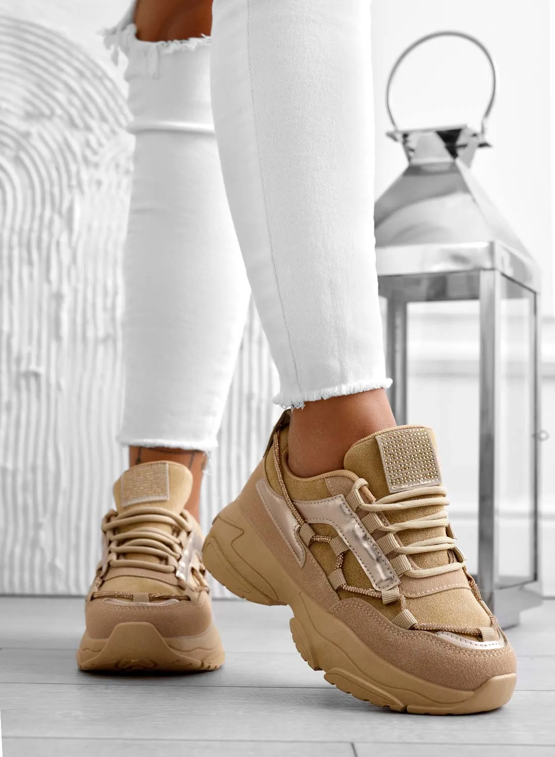 ROSITA - Sneakers fango con suola alta e strass