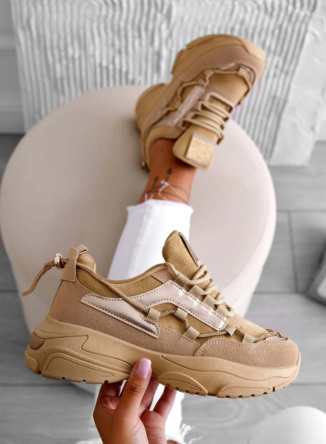 ROSITA - Sneakers fango con suola alta e strass