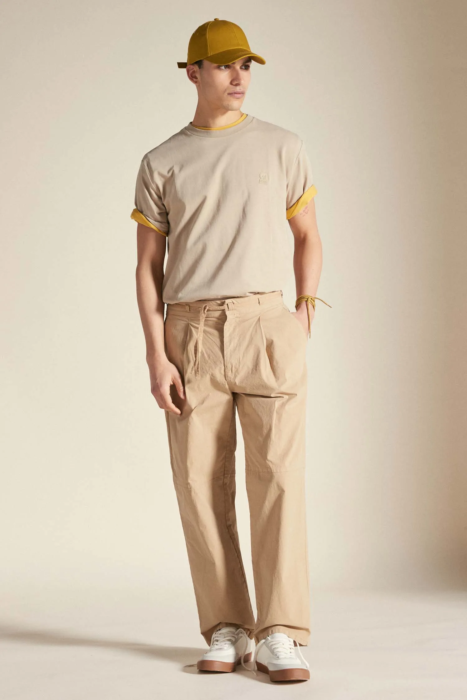 RUPI – Basic t-shirt beige