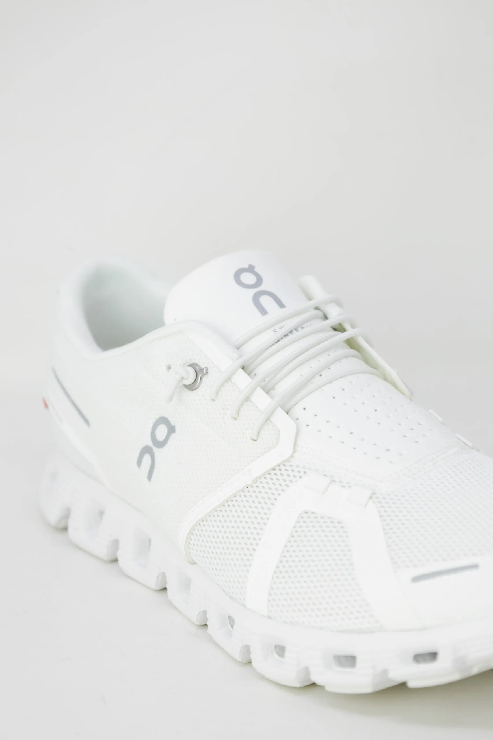 Sneakers On Running Cloud 5 Bianco