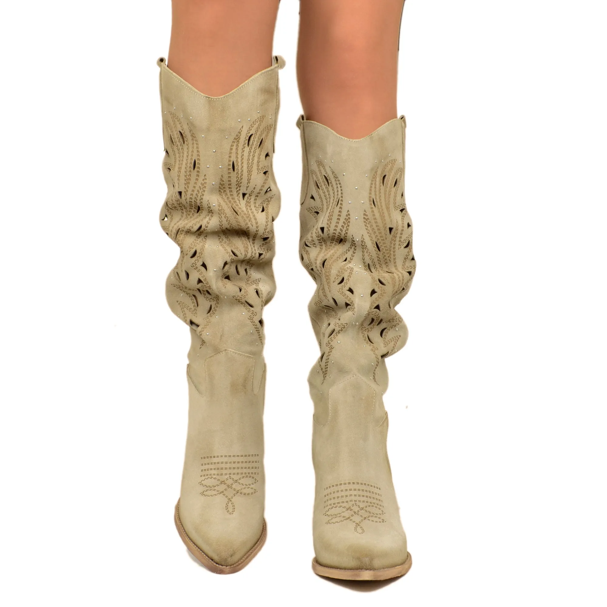 Stivali Texani Donna Laserati in Camoscio Beige con Tacco Medio