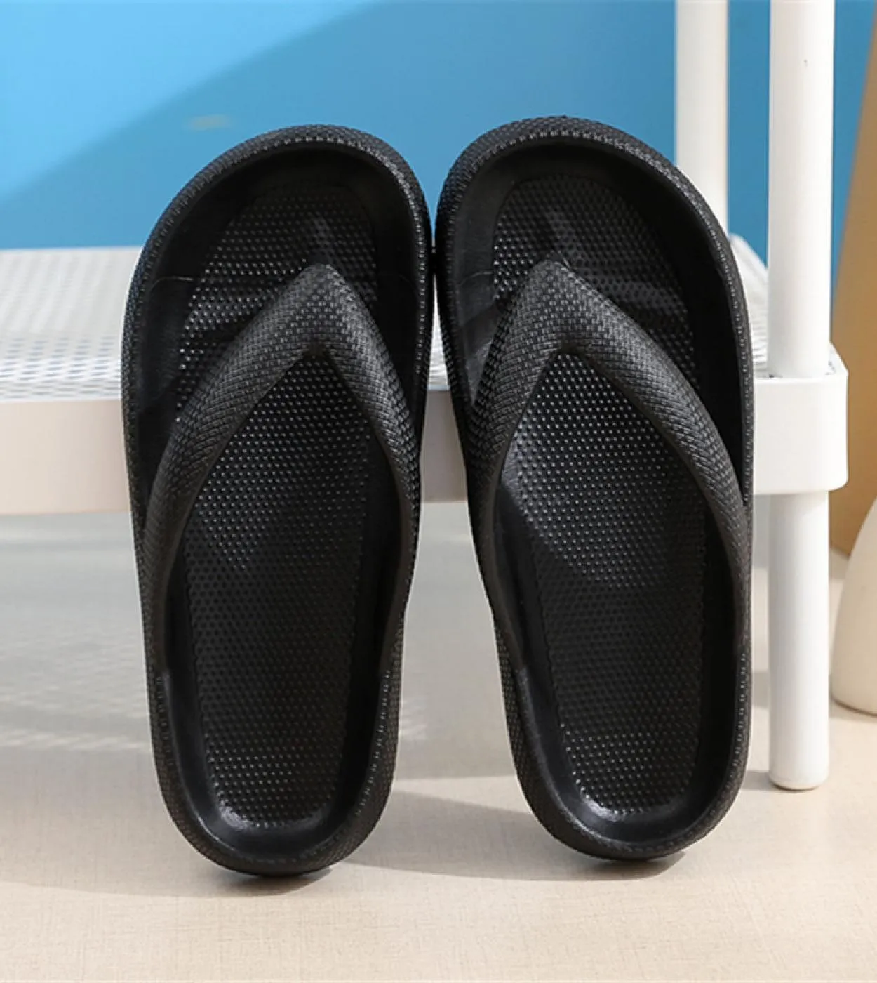 Vip suola spessa infradito da spiaggia antiscivolo donna estate 2023 EVA suola morbida pantofole nuvola donna piattaforma con pu